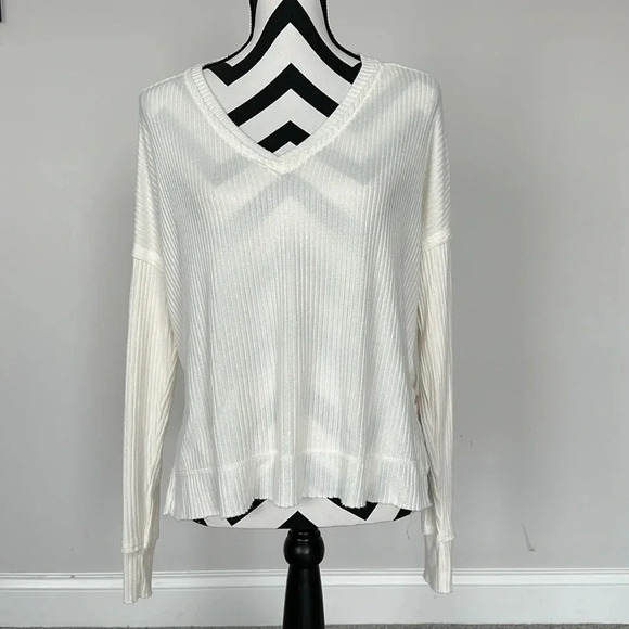 White Fable Cream Long Sleeve Ribbed Sweater Sz XS - Picture 2 of 7